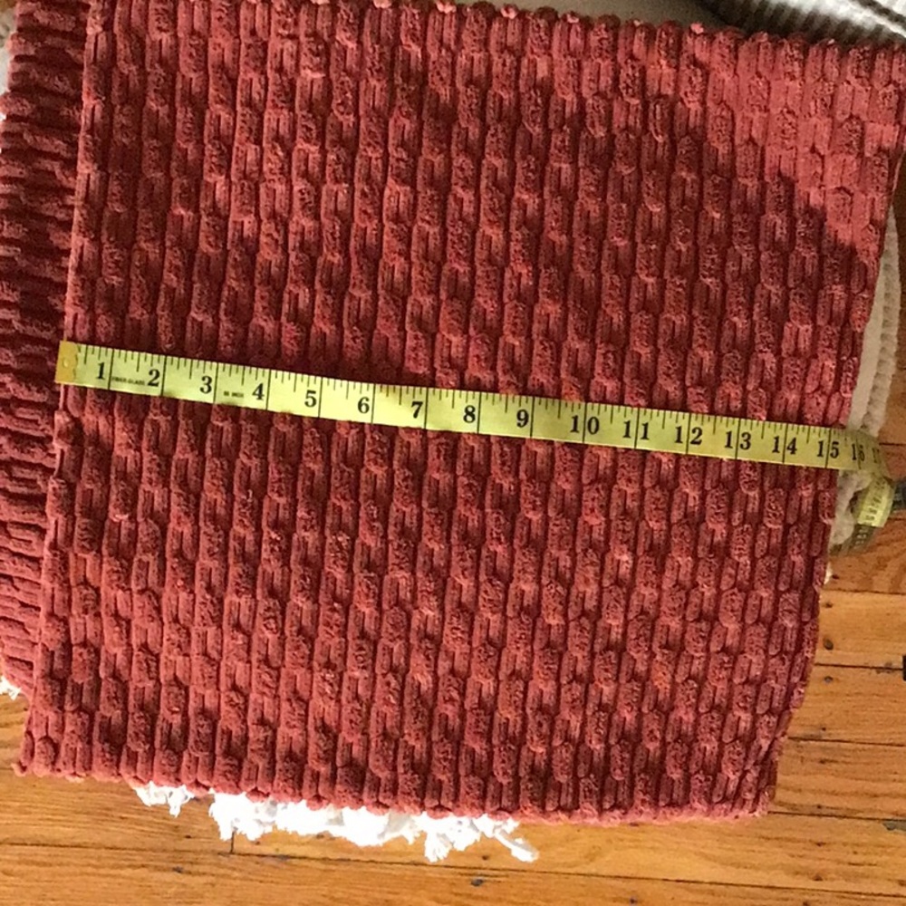 NWOT 2 Rust Pillow Shams